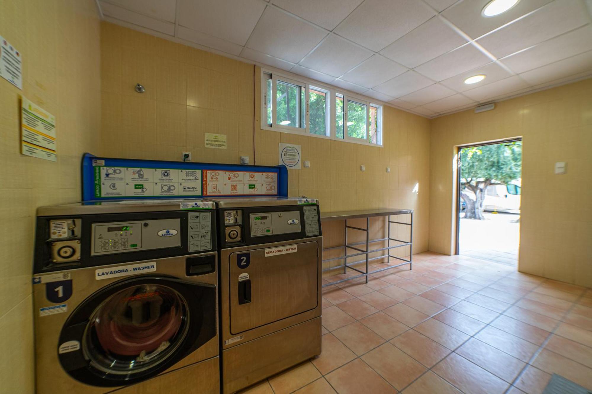 Camping Las Palmeras Crevillente Exteriör bild